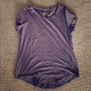 Lululemon workout shirt